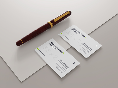 带笔右视图的名片模型(Business card mockup with pen right view)